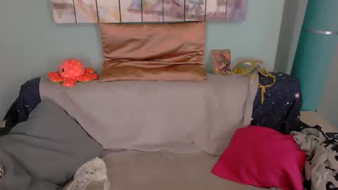 Everly online show from November 26, 8:27 pm