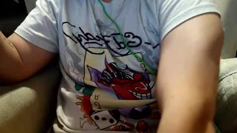 everydazed online show from October 22, 6:27 am