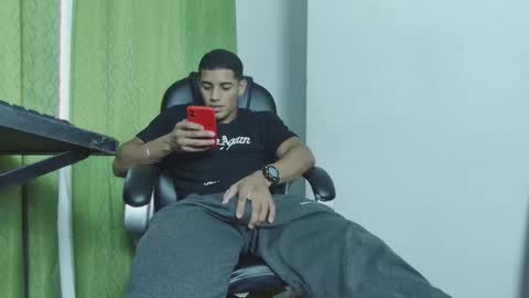 luis online show from March 23, 4:34 pm