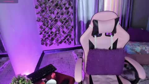 evha_gala online show from February 24, 1:42 pm