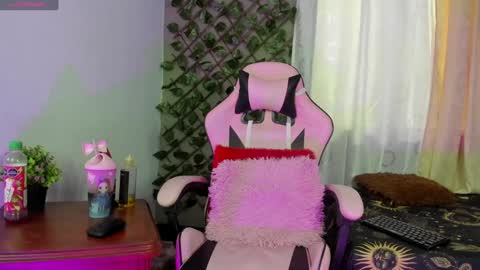 evha_gala online show from January 21, 1:43 pm