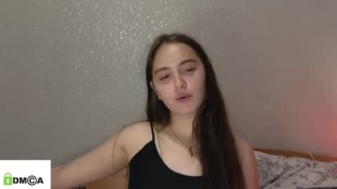 evi_woow online show from July 4, 9:07 pm