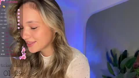 evielina online show from May 9, 11:55 pm