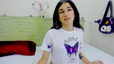 Marley independent model online show from December 1, 7:45 pm