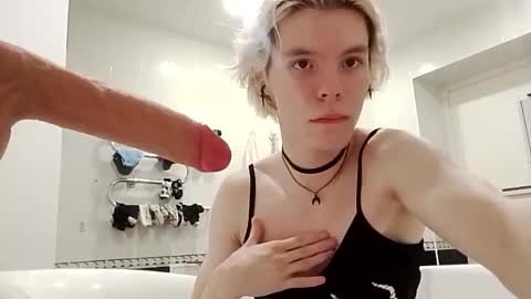 Essa online show from April 9, 6:19 am