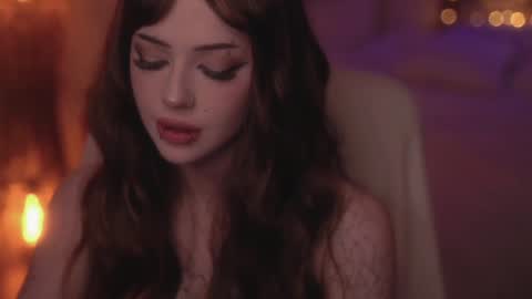 Alyson online show from December 11, 12:33 am