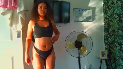 courtney online show from April 17, 6:27 am