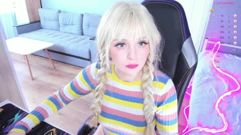  Amy  online show from April 1, 11:11 am