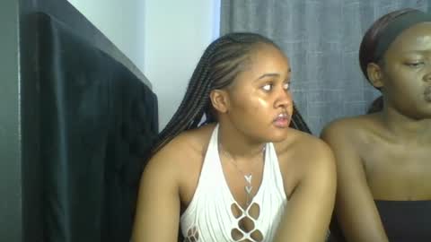 exotic_cutiee online show from June 15, 11:02 am