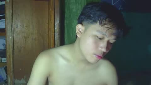 Jan online show from April 21, 9:44 pm