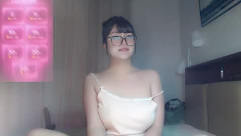 Candy  online show from July 29, 5:35 pm