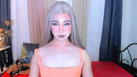 expensive_elise online show from April 7, 3:36 pm