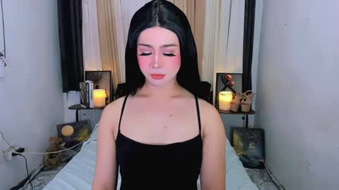 expensive_elise online show from June 8, 11:00 am