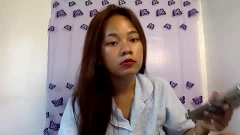 expnsivelj online show from February 9, 6:06 am