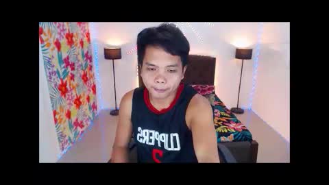 JOHNDAVE online show from February 22, 1:47 pm