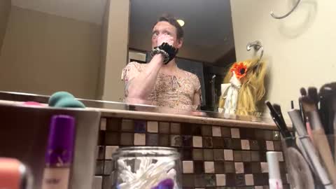 eyecandyandie710 online show from March 7, 9:53 am