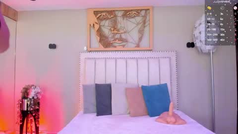      online show from April 11, 4:55 pm