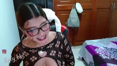 Nadia online show from February 7, 10:02 pm