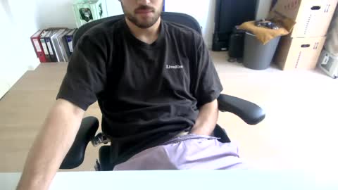 Call me bitch online show from August 1, 9:55 am