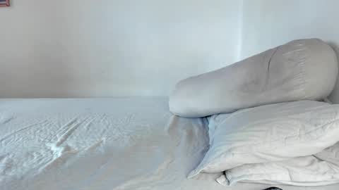 -  A N D E R online show from October 10, 8:03 pm