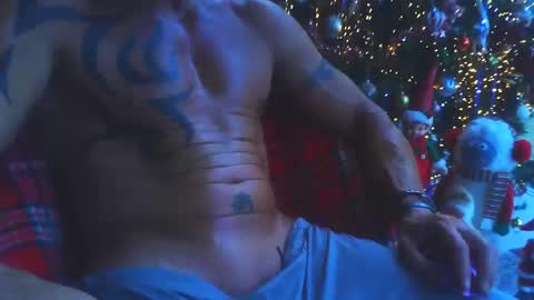 fabxxxl online show from November 17, 9:45 am