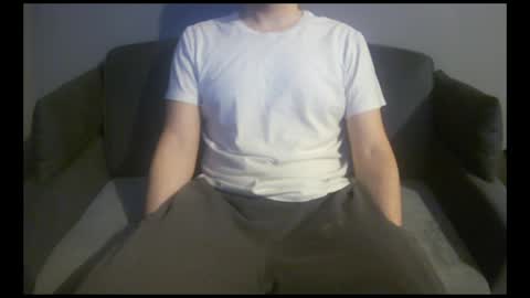 FacelessEscape online show from May 19, 12:34 pm