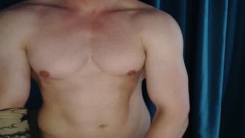 facelessmuscle online show from July 28, 10:42 pm