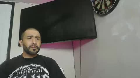 Mark online show from February 1, 12:35 pm