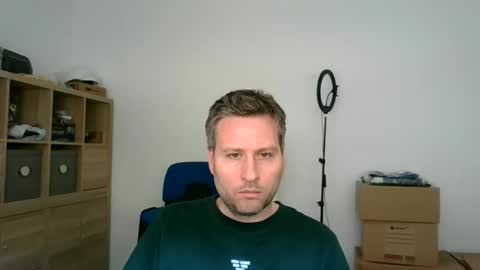 faer_087 online show from April 24, 11:56 am