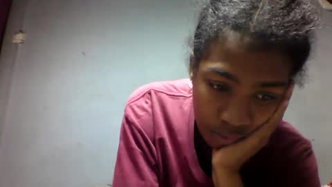 faiqua95 online show from May 2, 11:21 pm