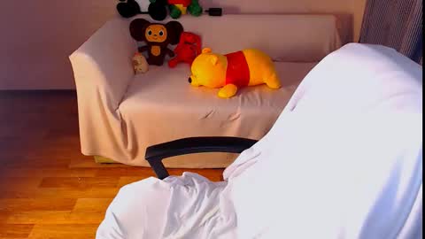 Elli  online show from February 15, 4:39 pm