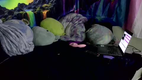 Snapshot of fairy_moan chatting on October 2, 8:24 am fairy_moan online show from October 2, 8:24 am
