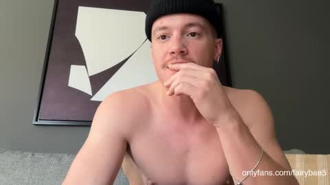 Travis online show from November 11, 5:26 pm