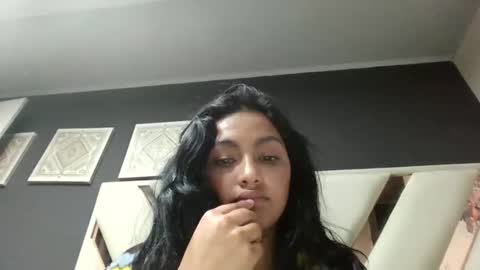 fairylatin online show from April 21, 1:42 am