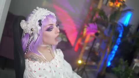 faith_chan online show from September 18, 12:03 am