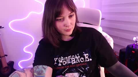 OF fallenag 1 online show from September 17, 1:53 am