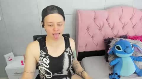 FANNY online show from November 27, 2:52 am