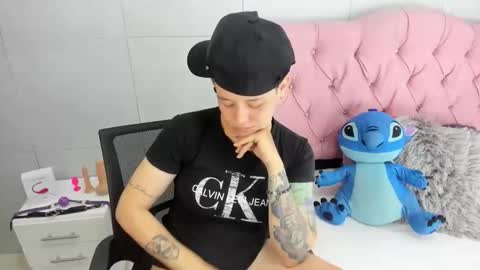 FANNY online show from December 3, 2:23 am