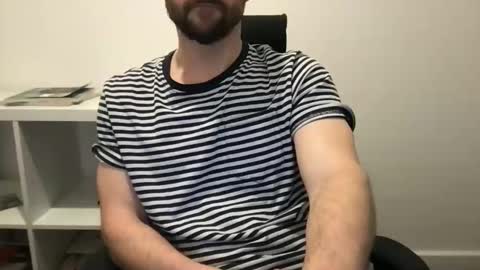 Alex online show from November 15, 6:09 pm