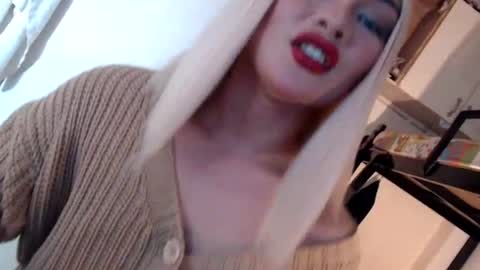 DANIELLA - DONT FORGET TO GIVE ME A THUMBSU UP online show from July 22, 3:19 am
