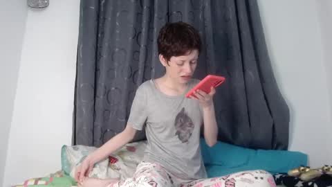 fantasyandsdreams online show from May 20, 1:57 am