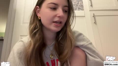 Ella online show from October 6, 11:55 pm