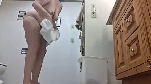 Scarlett online show from November 12, 3:03 pm