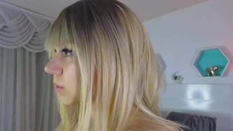 Farah online show from November 25, 12:15 pm