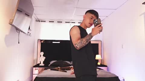 farid_jake_ online show from March 8, 8:57 pm