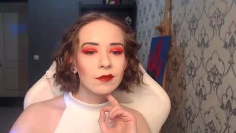 Fascinating   Eyes online show from July 26, 9:56 pm
