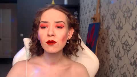 Fascinating   Eyes online show from June 1, 7:04 pm