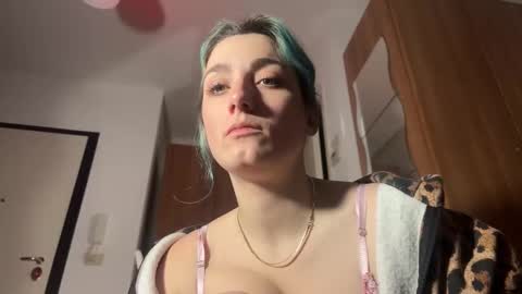 Gattino online show from December 14, 10:49 pm