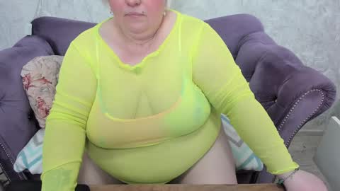 fashiona online show from February 22, 3:01 am