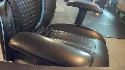 fatdick4u2c81 online show from February 9, 3:26 pm